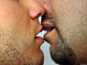 7-coisas-que-voce-deve-saber-sobre-os-poppers